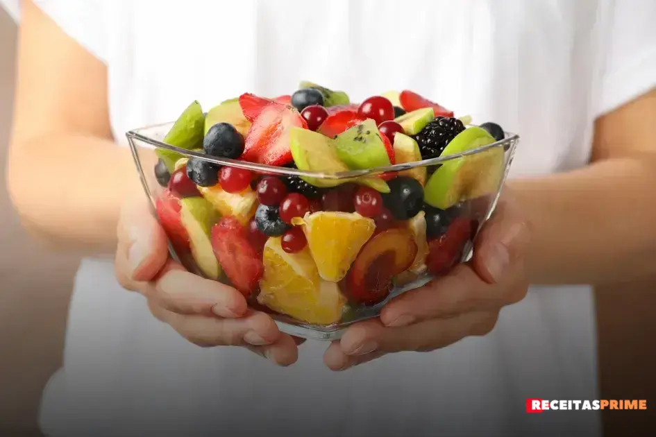 salada para acompanhar fricassê de frango